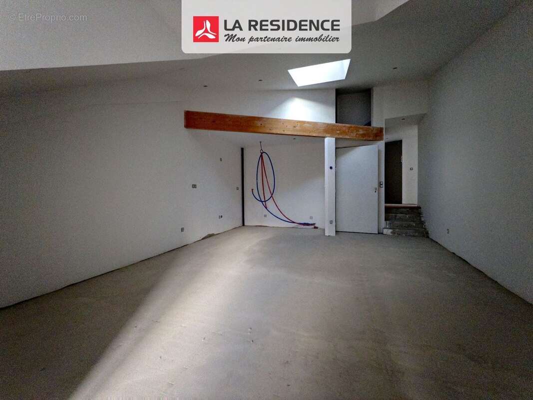 Appartement à LES MUREAUX