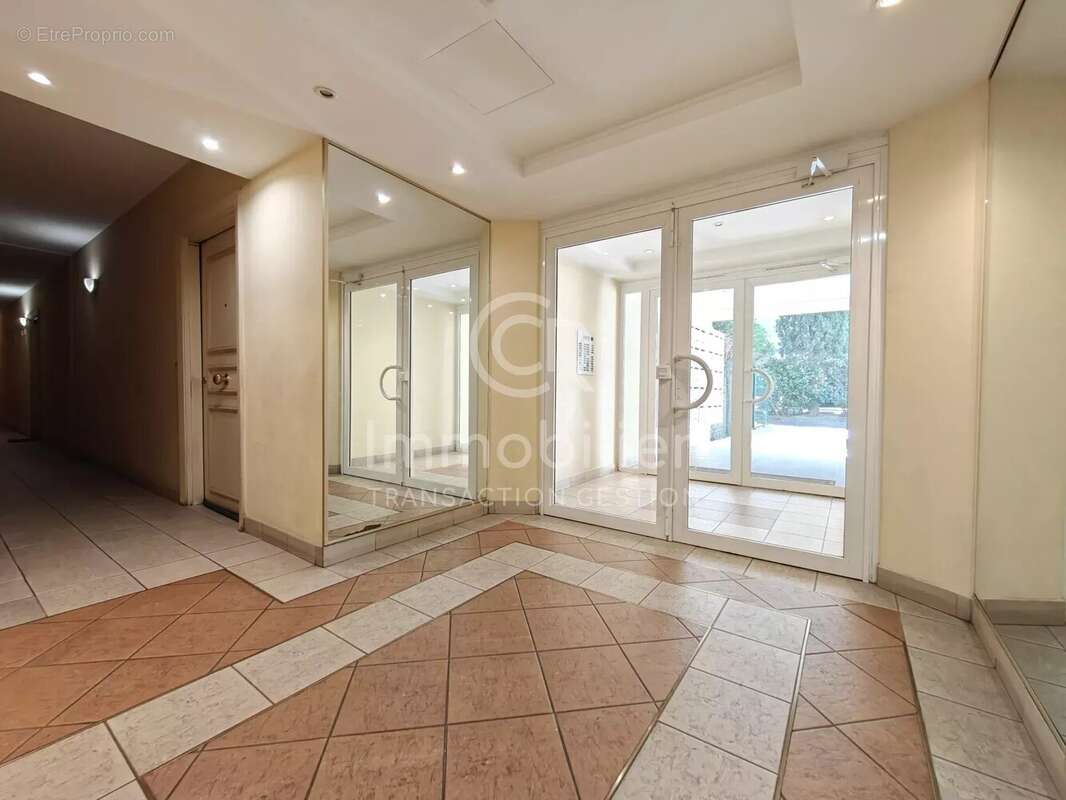 Appartement à CANNES