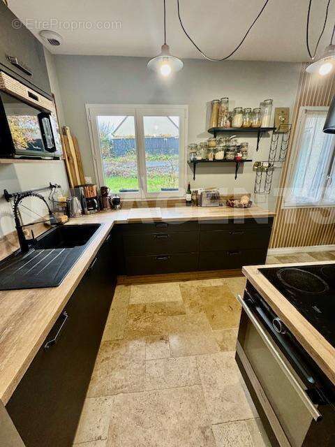 image2 (1) - Maison à SAINT-SYMPHORIEN-LE-CHATEAU