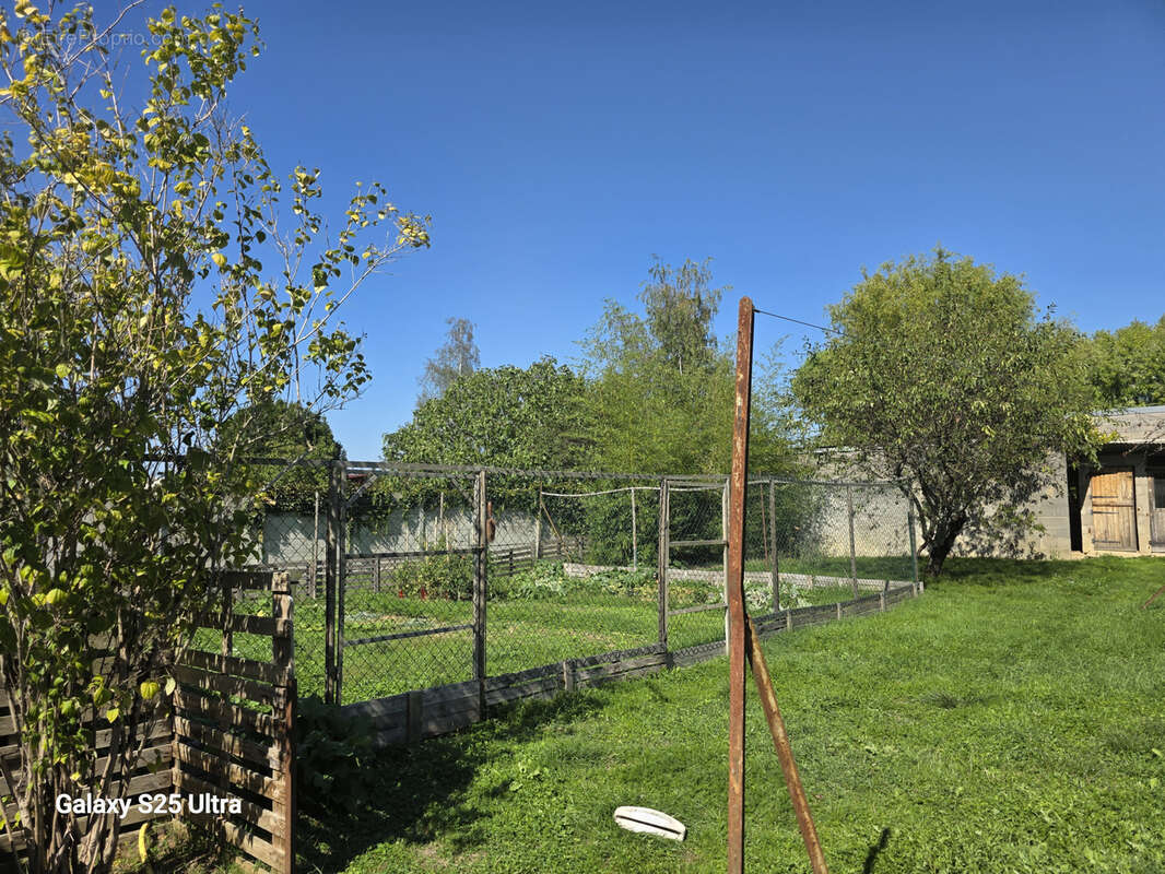 Maison à CHALIVOY-MILON