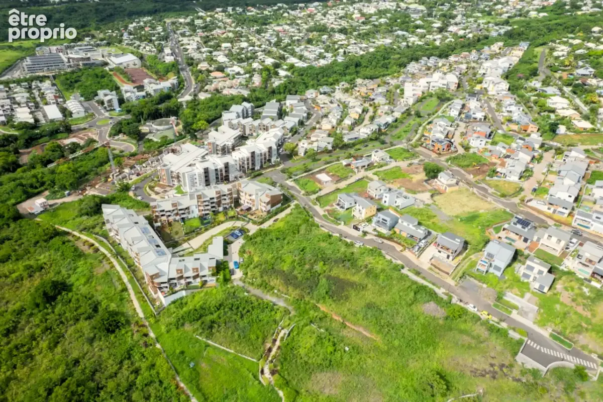 A vendre - parcelle viabilisée de 355 m2 à marie caze, la plaine saint paul - photo 2