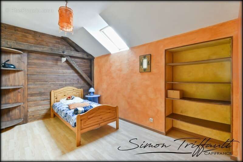 Maison à SAVIGNE-L&#039;EVEQUE