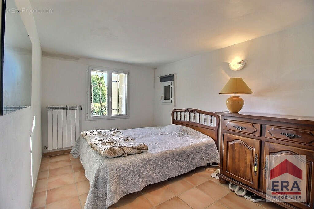 Autre à L&#039;ISLE-SUR-LA-SORGUE