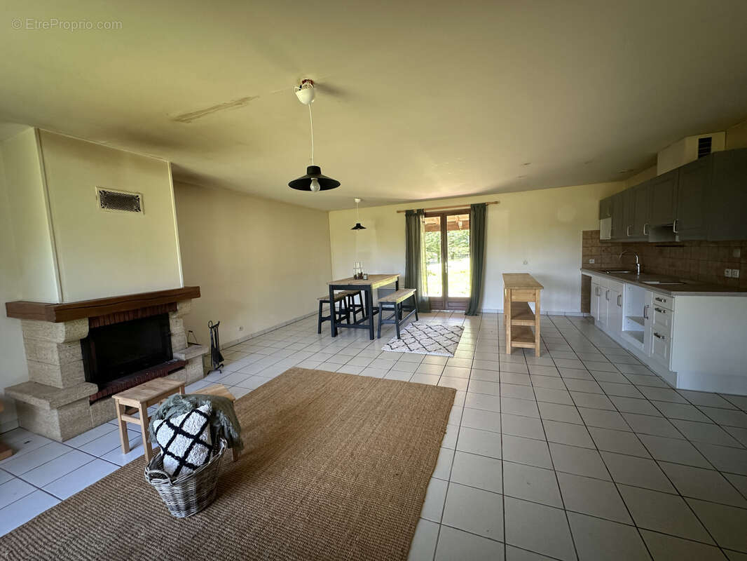 Maison type 4 + gîte sur ancien terrain de camping - photo 12