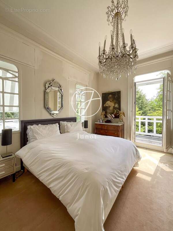 Lambersart - CANON D'OR - Appartement en duplex à vendre - 6 pièces - 211,7m² - 3 chambres - Jardin de 300m² - 2 parkings - photo 15