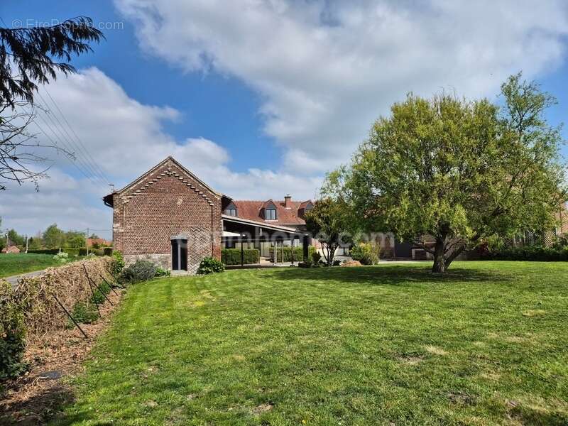 Maison à WERVICQ-SUD