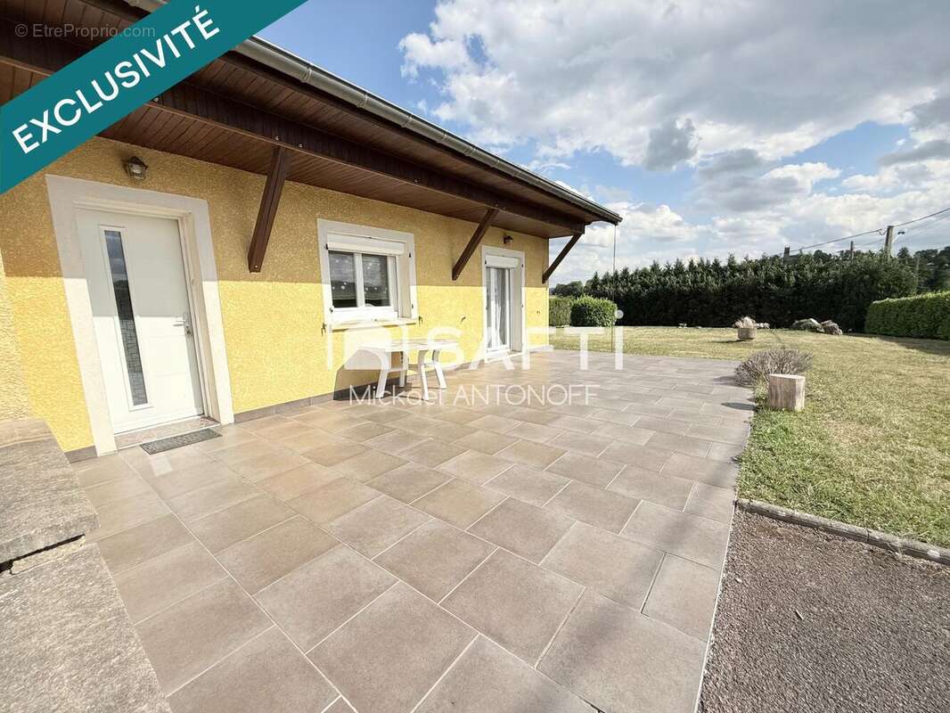 Photo 3 - Maison à COMBRE