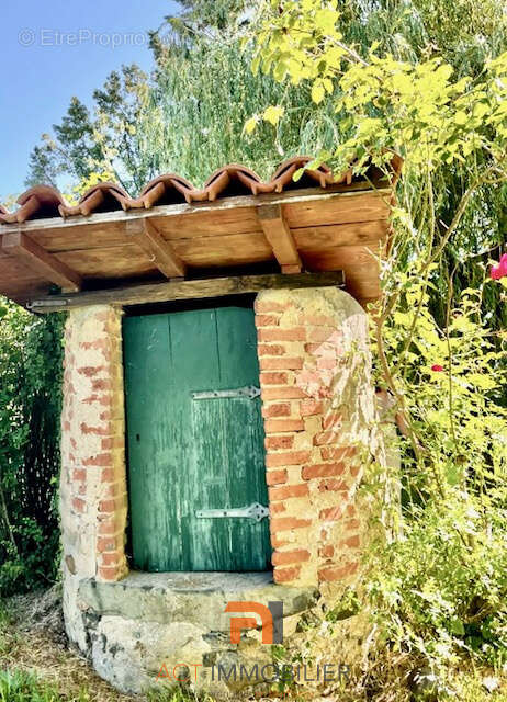 Maison à SAVIGNY