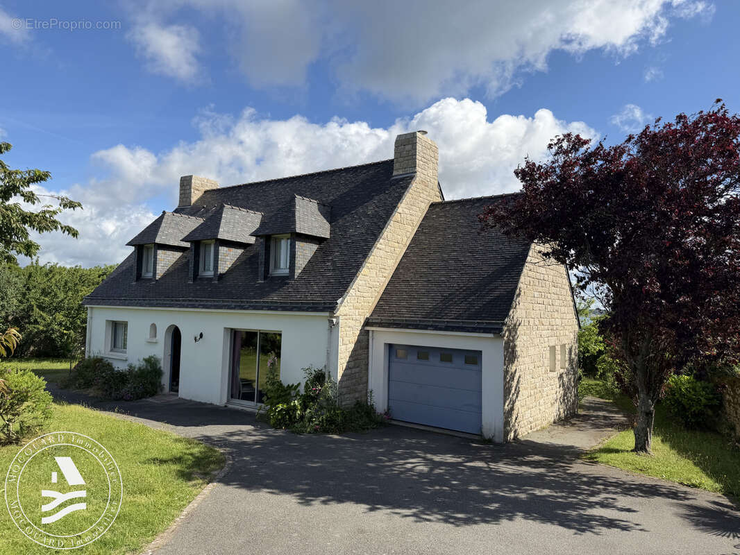 Maison à LOCMARIAQUER