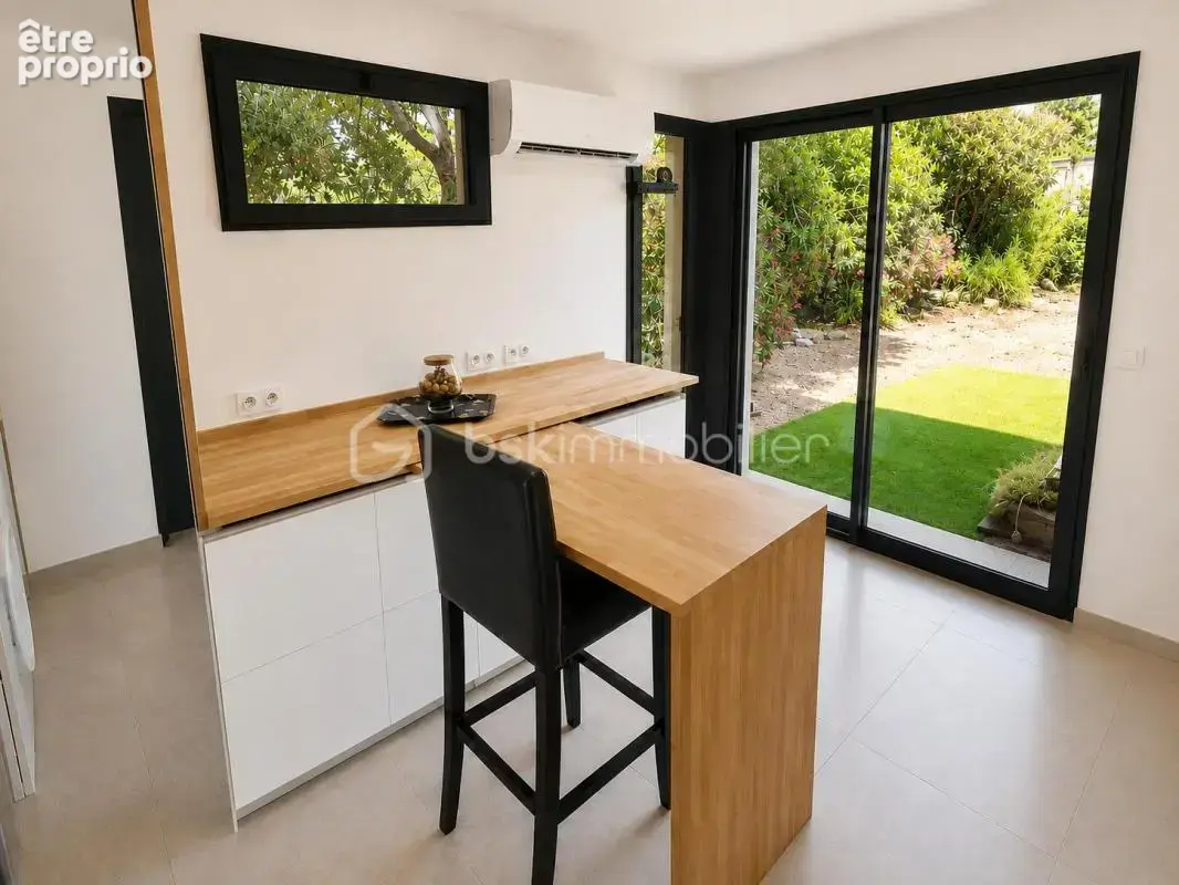 NÉOULES – Propriété de caractère d'environ 240 m² – Famille, patrimoine & revenus – Terrain de 2 600 m² avec piscine - photo 29
