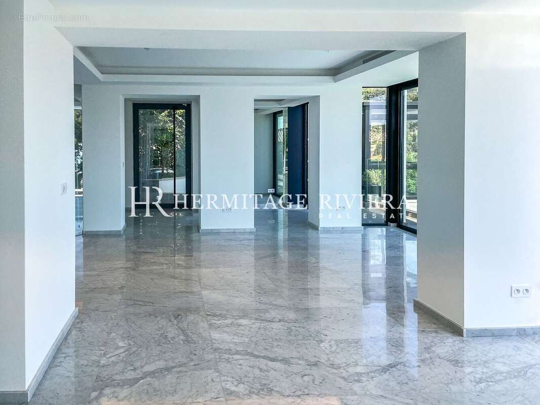 Maison à ROQUEBRUNE-CAP-MARTIN