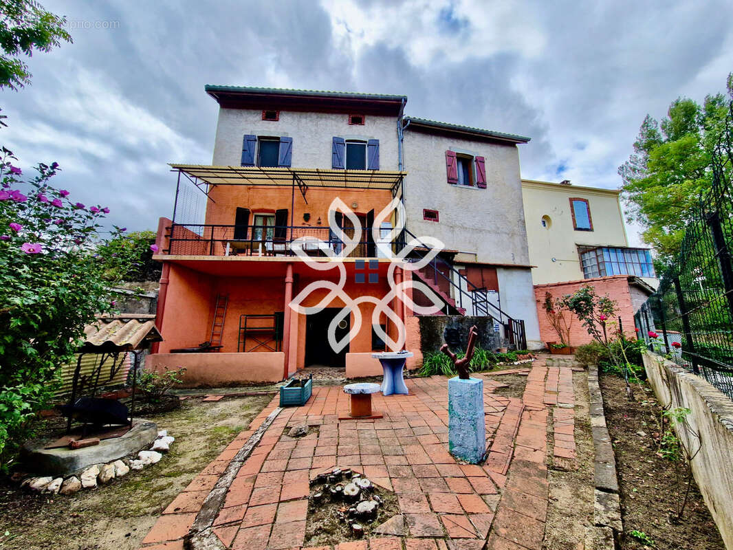 Maison à BOURNONCLE-SAINT-PIERRE