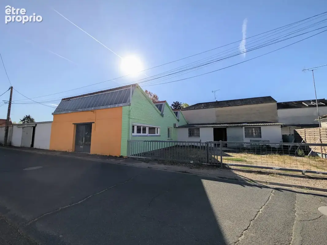 Photo Commerce à Chalette-Sur-Loing au prix de 100 000€