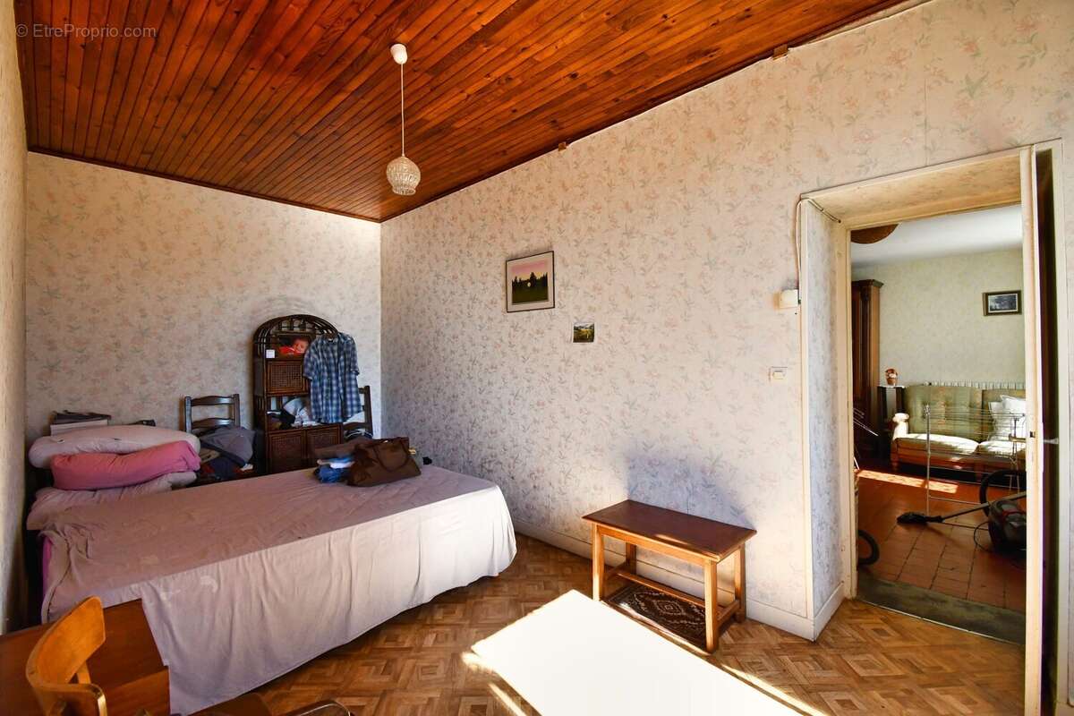 Maison à LA GRANDE-VERRIERE