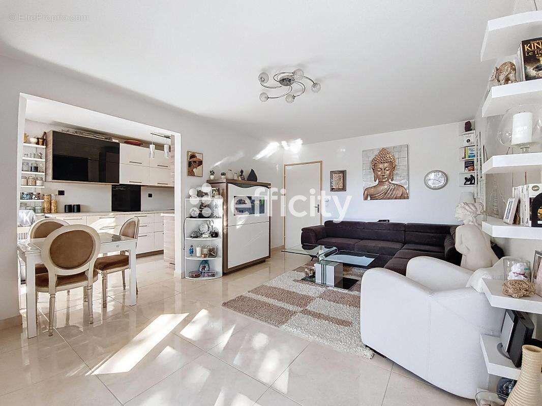 Appartement à SAINT-GRATIEN