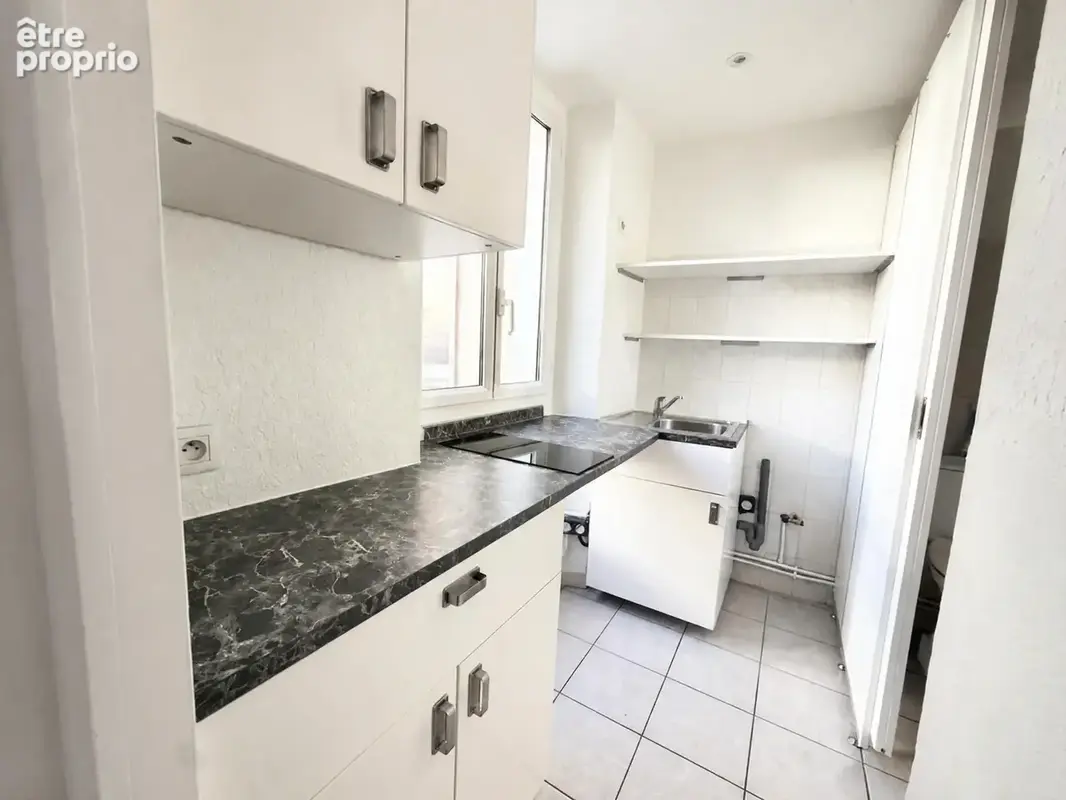 Studio de 25 m2 - Centre-ville de Hyères - photo 5