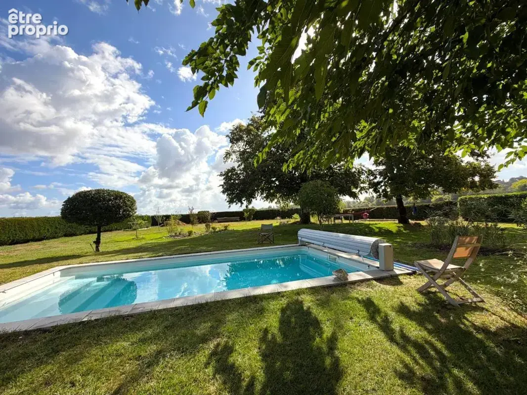 Magnifique maison de caractère de 120M2 avec piscine et garage double sur grand terrain proche de ST SEVER à TOULOUZETTE - photo 3