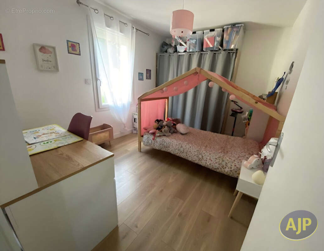 Maison 83 m² à Elven  - photo 7
