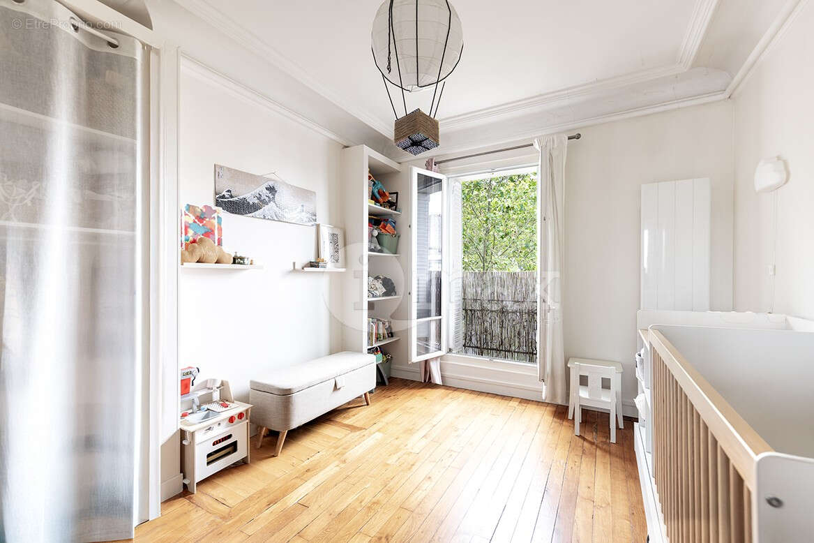 ASNIÈRES-SUR-SEINE - Quartier Château / Voltaire - 3 pièces - 317 000  FAI - photo 5