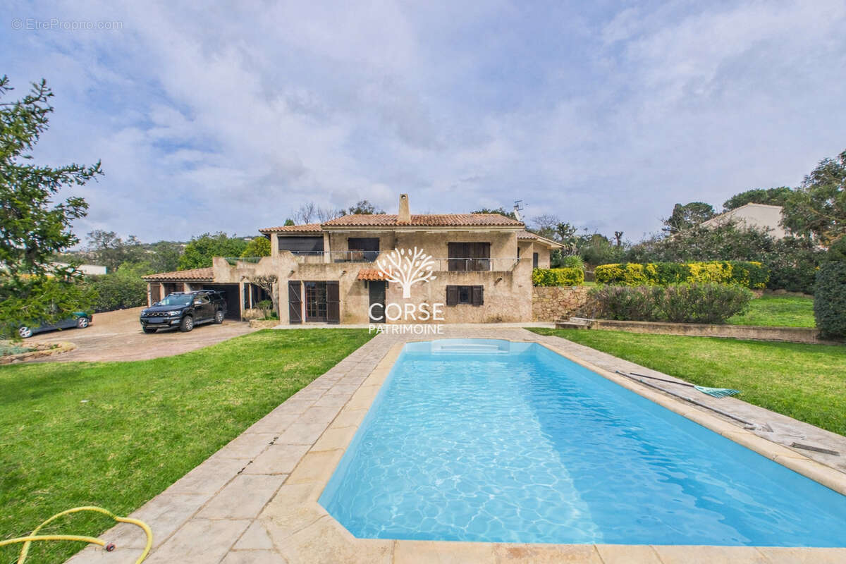 Maison à PORTO-VECCHIO