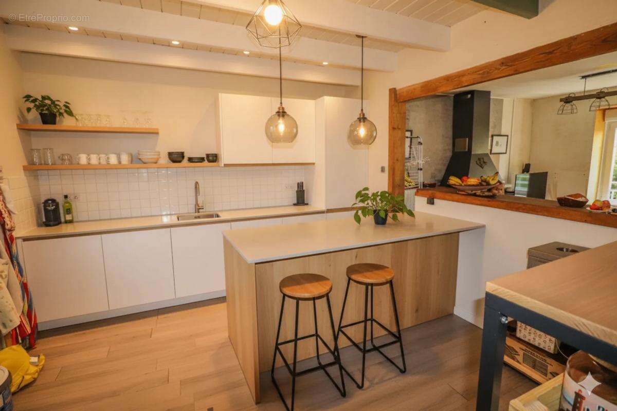 Maison à LOQUEFFRET