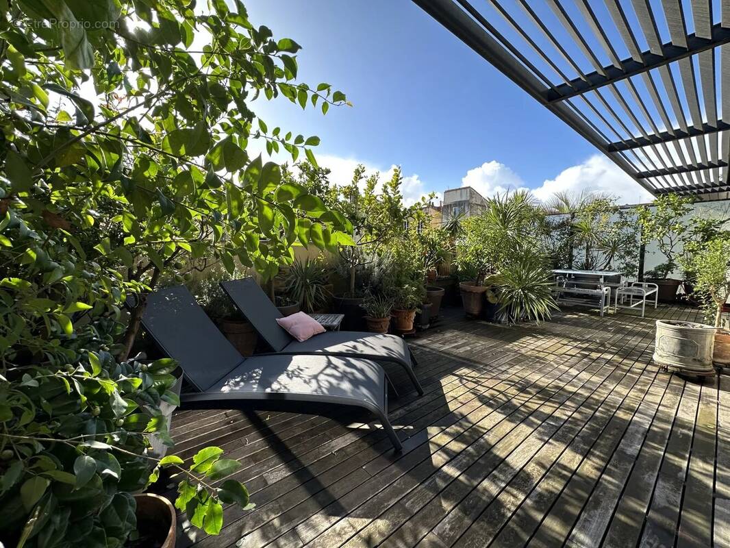 Appartement à BORDEAUX