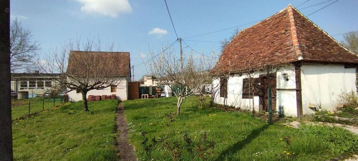 Maison à VAYRAC