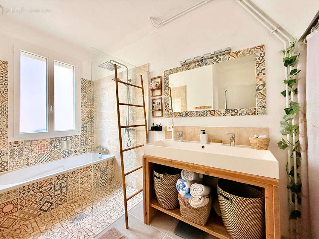 Maison à VILLECRESNES