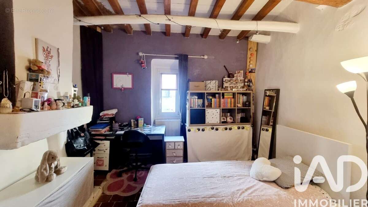 Maison 126 m² à Saint-Maximin-La-Sainte-Baume  - photo 9