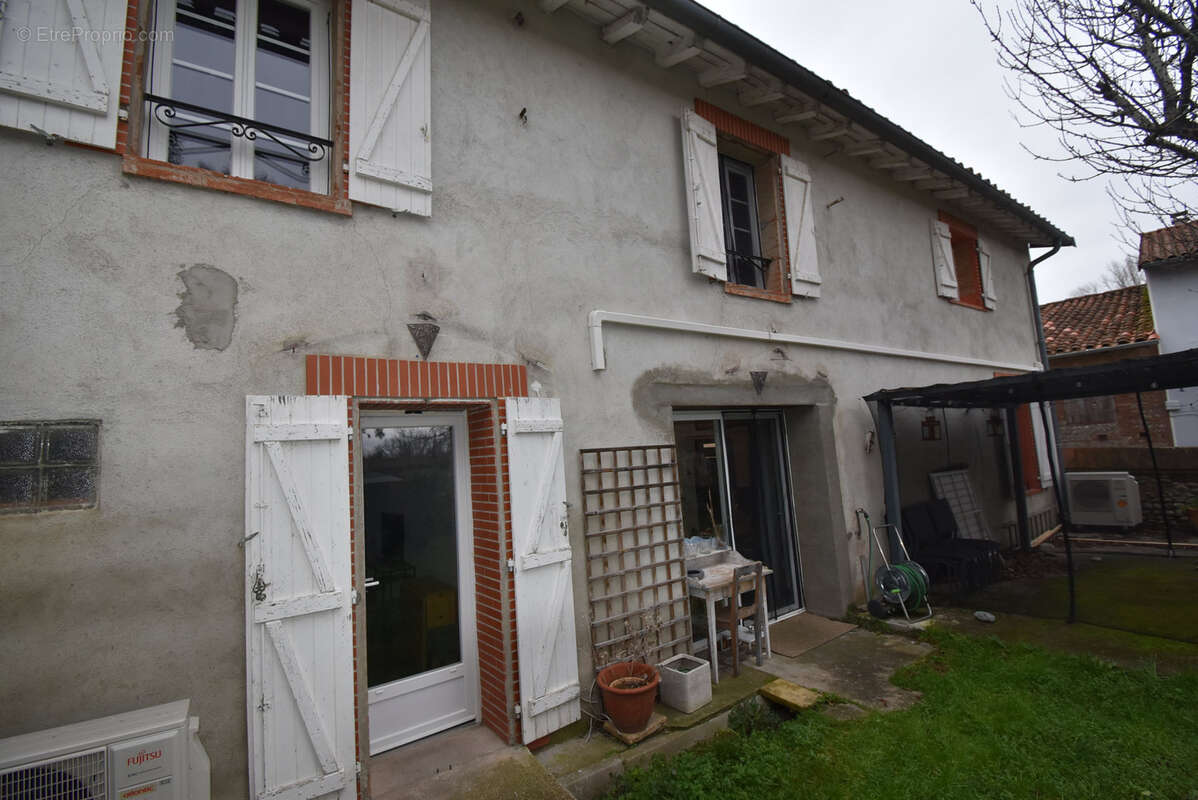 Maison à CINTEGABELLE