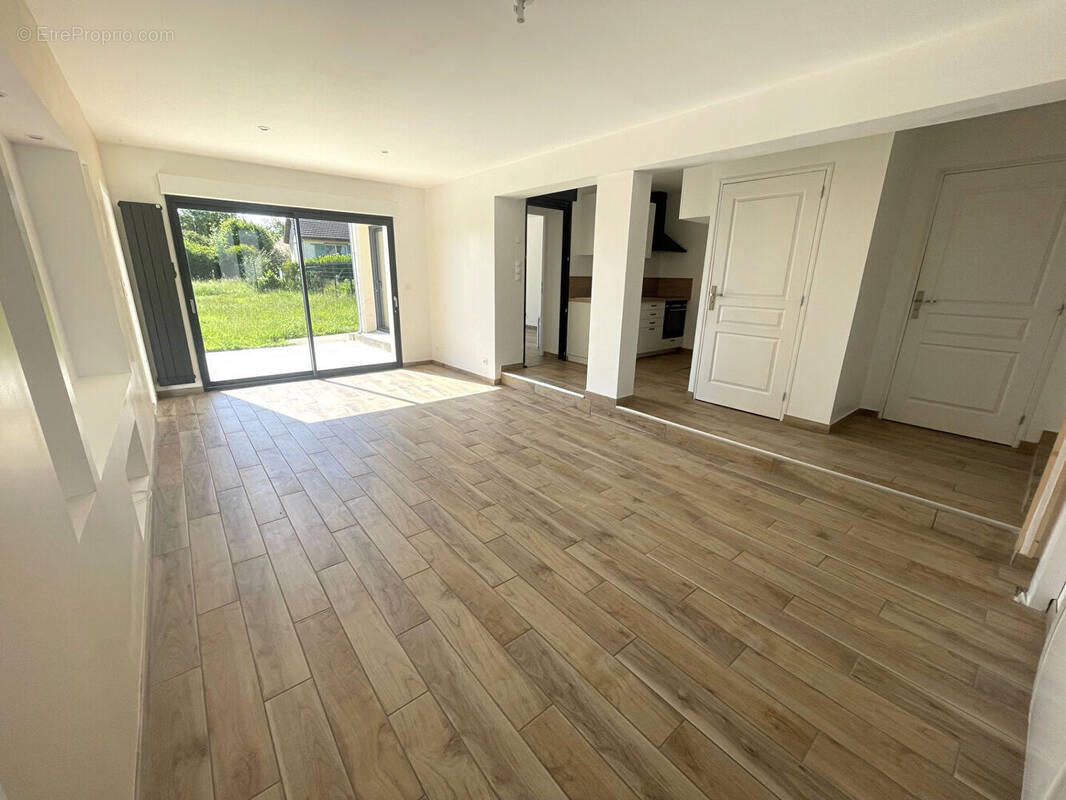 Maison à NEUILLY-EN-THELLE