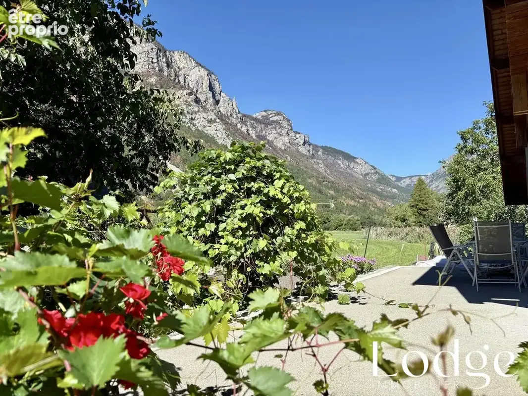 Maison 7 pièces 150 m² à vendre à La Roche-De-Rame (05310) - photo 7