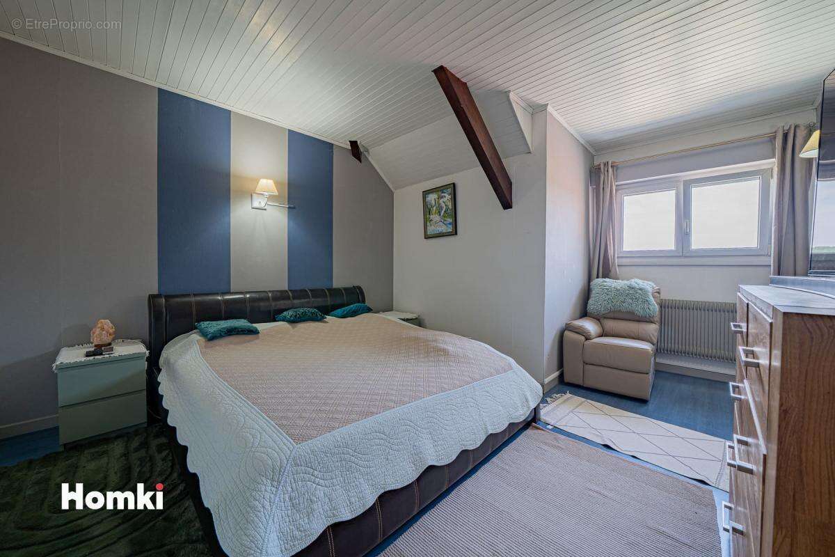 Maison d'architecte de 186 m²– Vue Panoramique d'Exception – SAMOGNAT 01580 - photo 13