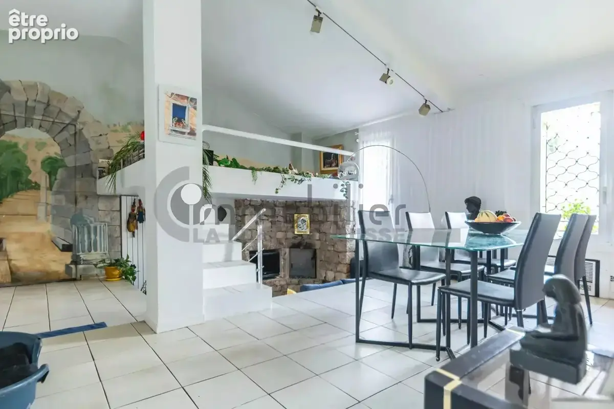 Maison 5 pièces 130 m² à vendre à La Trinite (06340) - photo 6