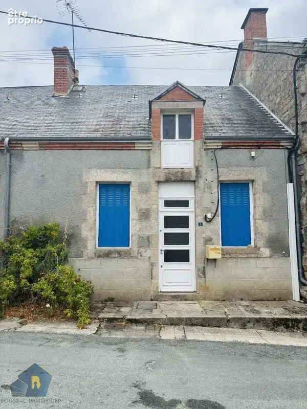 Maison à CLUGNAT