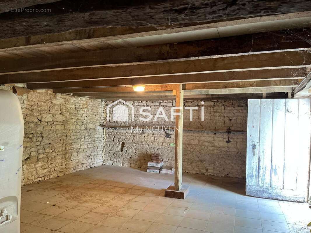Photo 8 - Maison à ARS