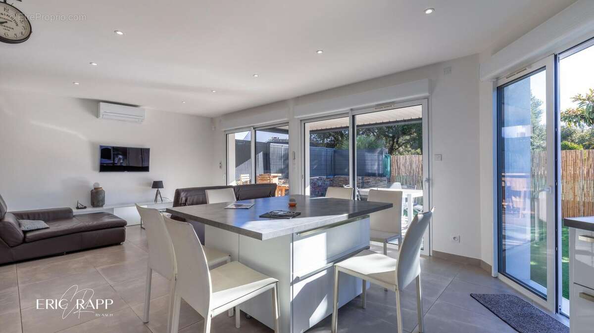 Photo 7 - Maison à SAINT-RAPHAEL