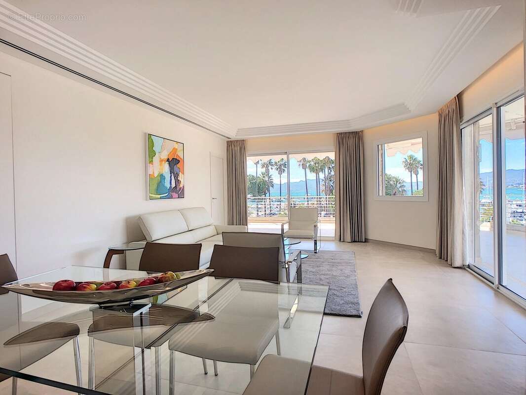 Appartement vue mer Cannes Croisette - photo 2
