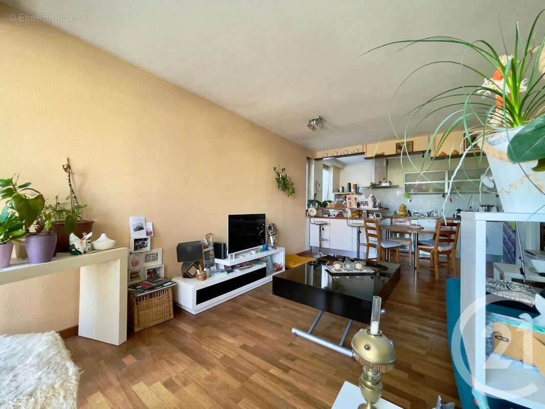 Appartement à VILLEURBANNE
