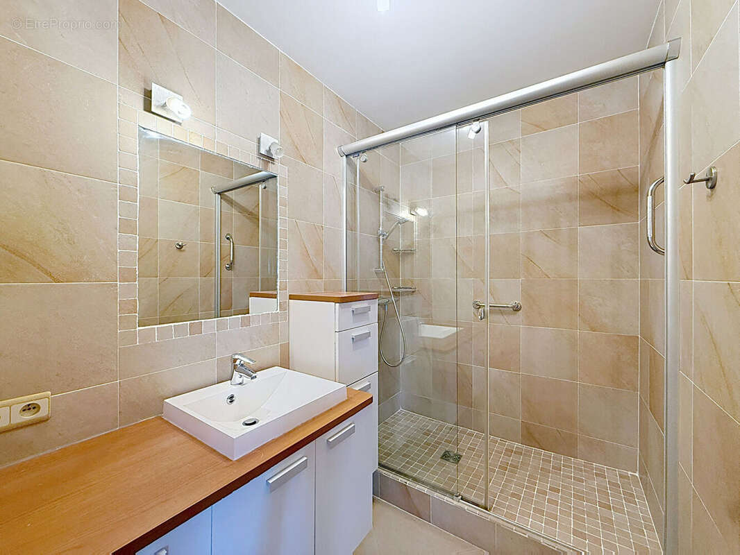Appartement à MARSEILLE-10E