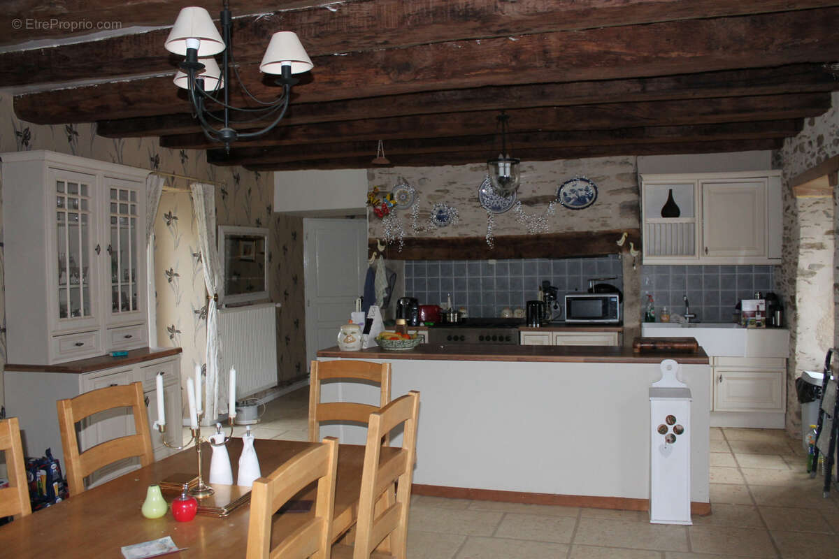 Maison à JUMILHAC-LE-GRAND