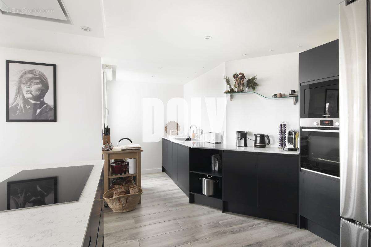 Appartement à IVRY-SUR-SEINE