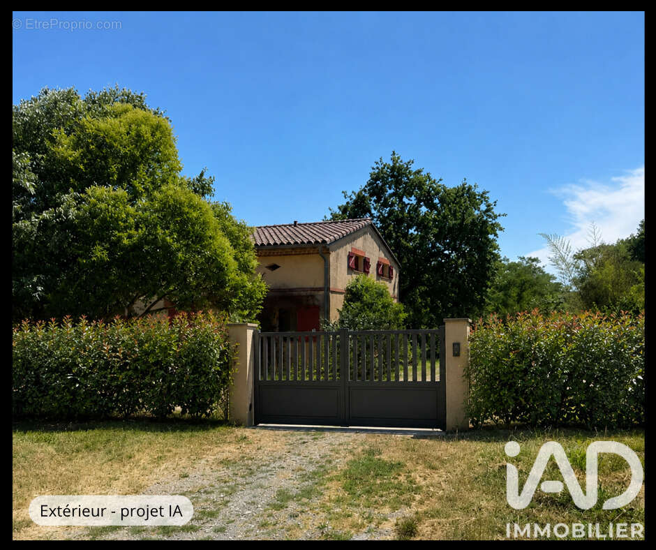 Photo 2 - Maison à SAINTE-FOY-DE-PEYROLIERES