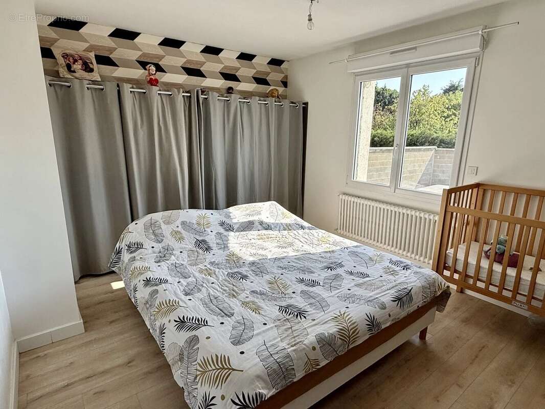Maison - 6 pièces - photo 4