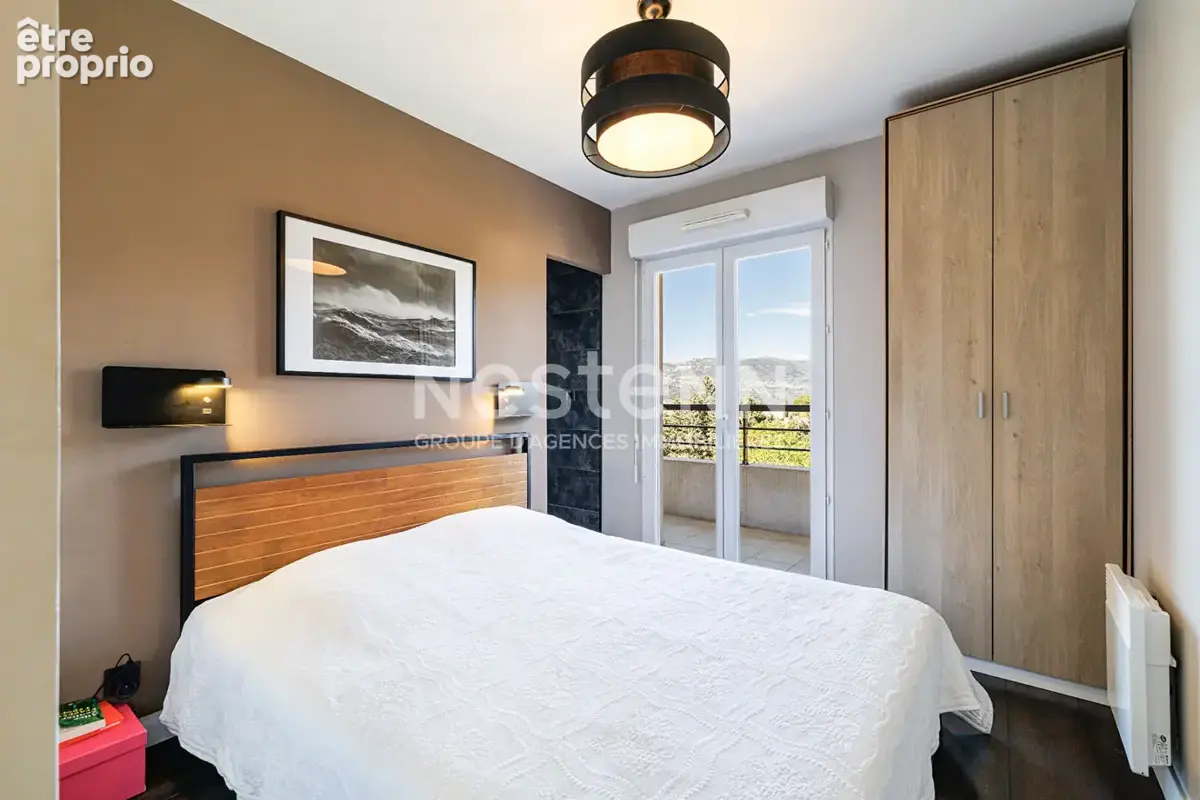 A vendre - 3 pieces - nice corniche fleurie - terrasse d'angle 22 m² - dernier étage - piscine & parc privé - parking privatif e - photo 8