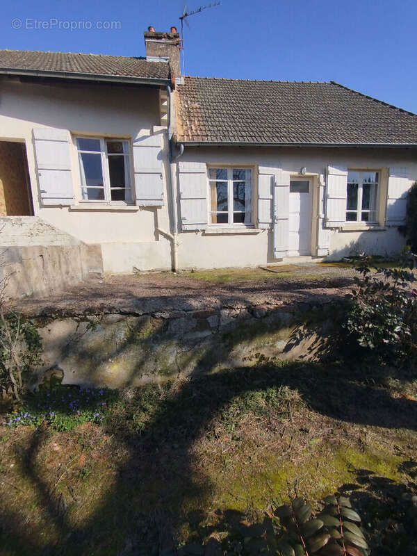 Maison à AUTUN