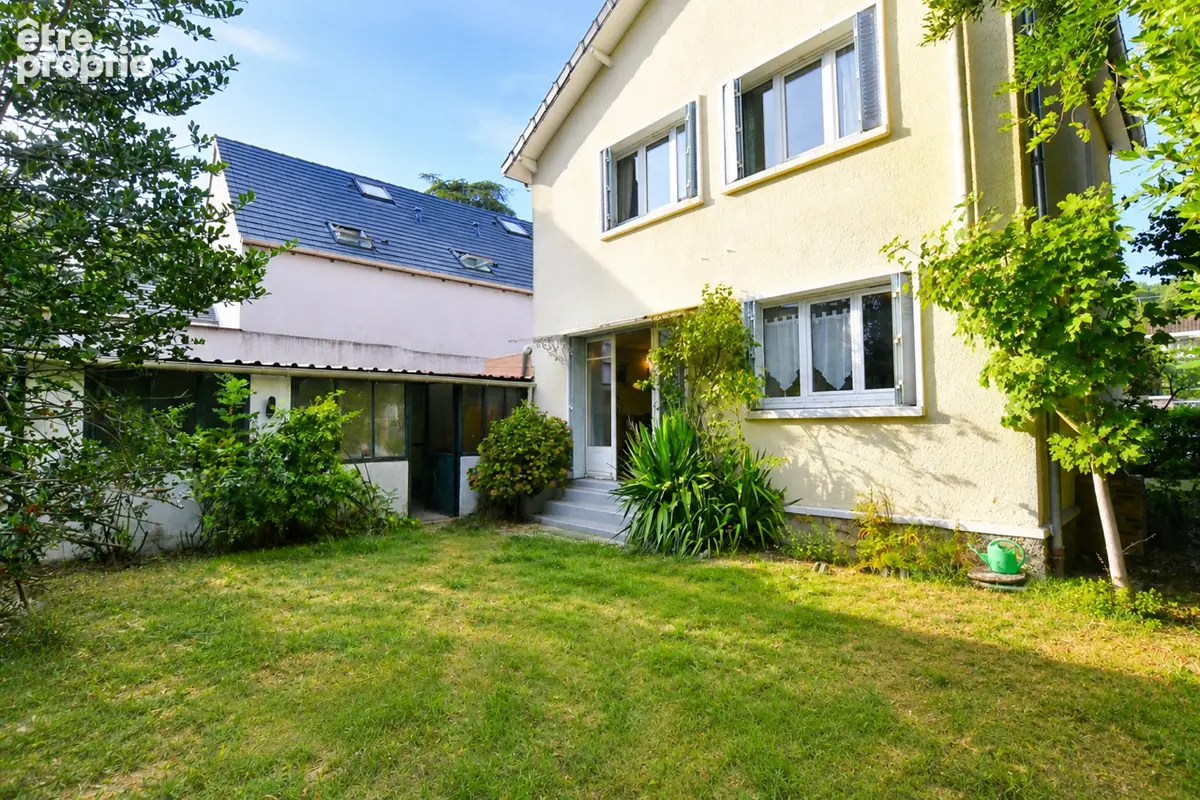 Maison à FONTENAY-LE-FLEURY