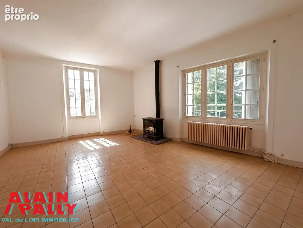 Centre ville CHATEAUDUN avec garage - photo 2