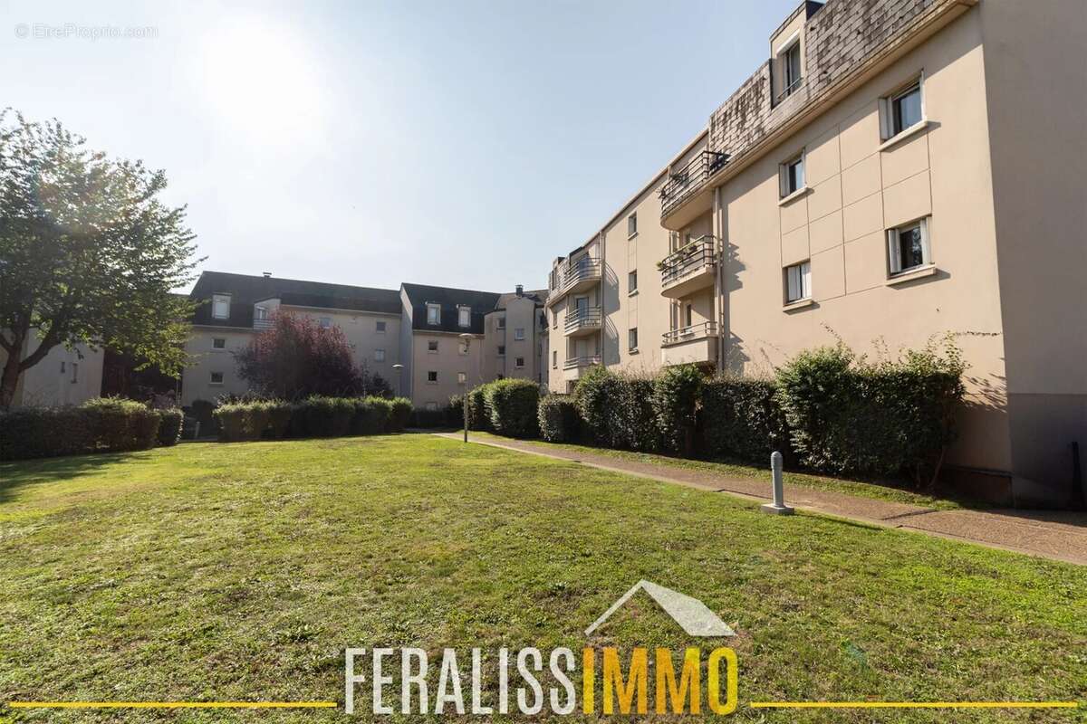 Appartement à JOUY-LE-MOUTIER