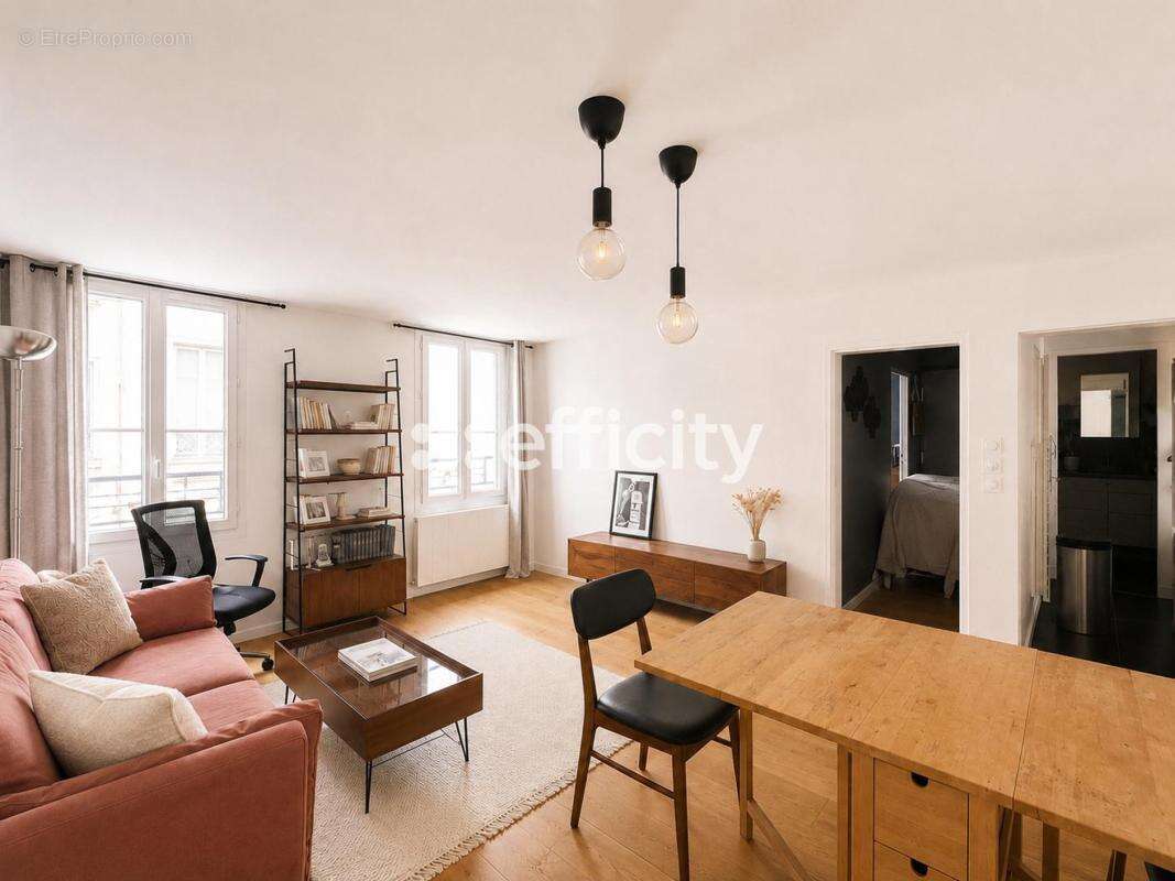 Appartement à PARIS-11E
